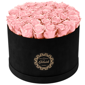 Luxury Xtra Big Round bouquet with more than 40 Roses